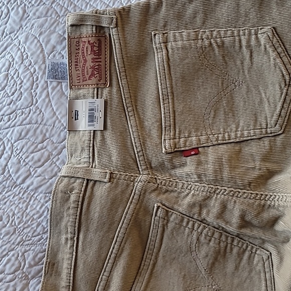 NEW Levi's Ribcage Bell Bottom Corduroy Pants Women's Size 31 High Rise Tan - Picture 3 of 6